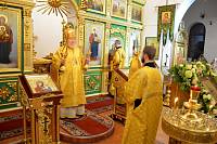 Архиерейское богослужение в престольный праздник в храме преподобного Саввы Сторожевского поселка Заря